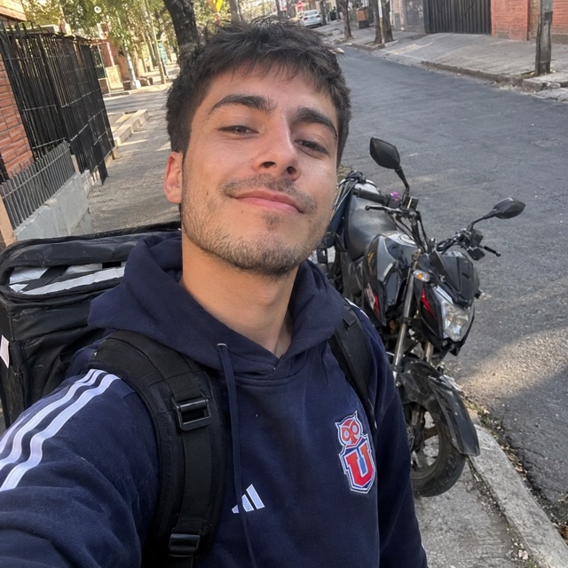Benjamín Contreras "Benja", personaje IA de Grupazos